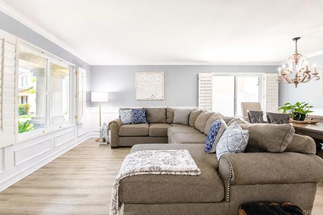 421 Lexington Circle, Oceanside, CA 92057