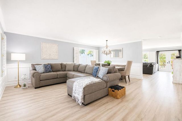 421 Lexington Circle, Oceanside, CA 92057