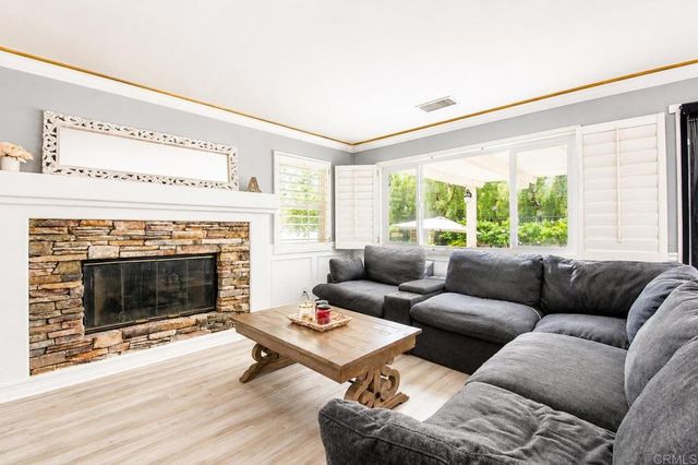 421 Lexington Circle, Oceanside, CA 92057