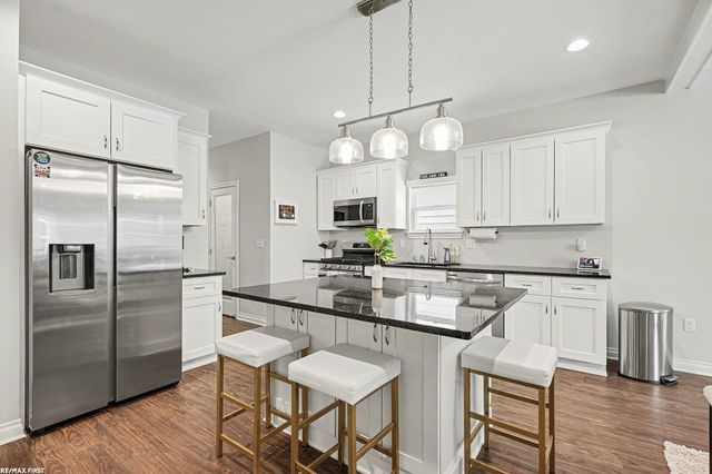 47050 Brookview Drive, Chesterfield Twp, MI 48047