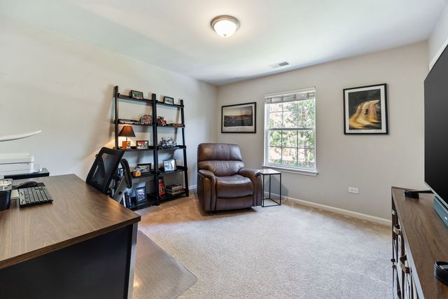 2815 Forest Creek Lane, Naperville, IL 60565