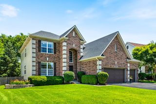 2815 Forest Creek Lane, Naperville, IL 60565