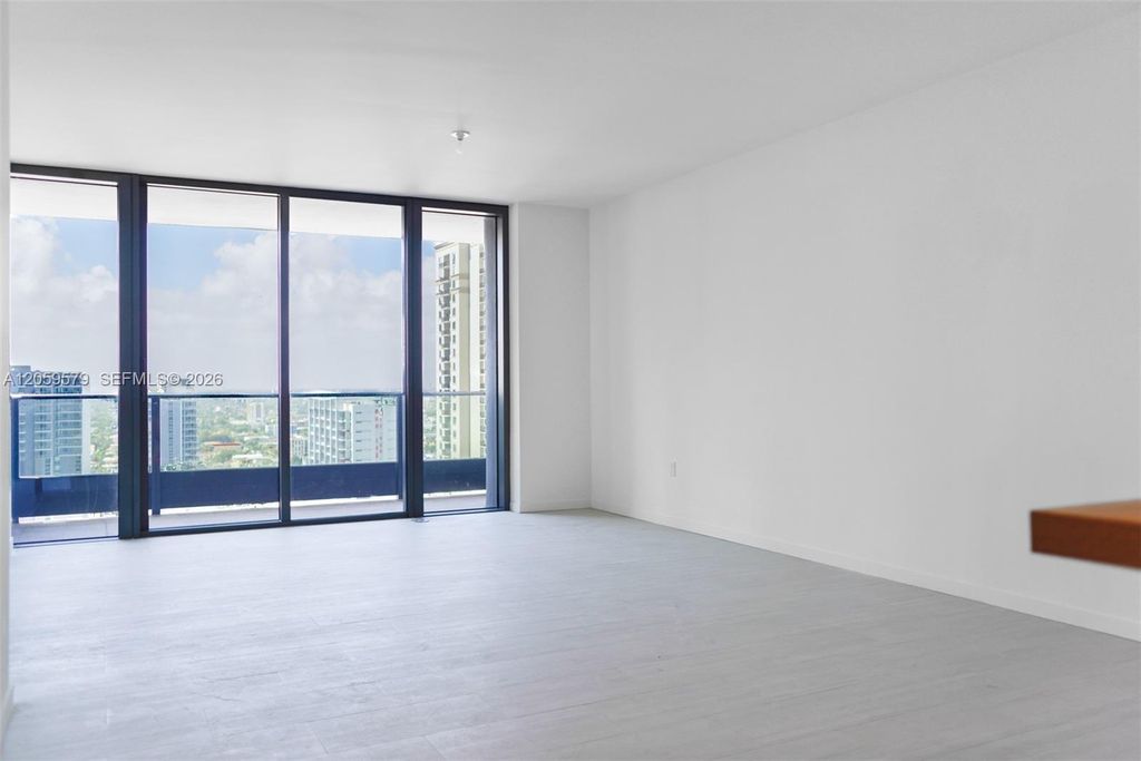 1000 Brickell Plaza 2608, Miami, FL 33131