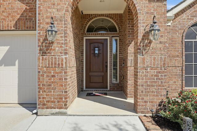 1628 Suncatcher Way, Fort Worth, TX 76052