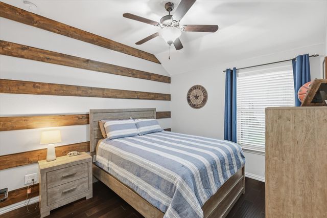 1628 Suncatcher Way, Fort Worth, TX 76052