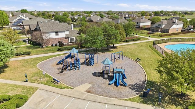 1628 Suncatcher Way, Fort Worth, TX 76052