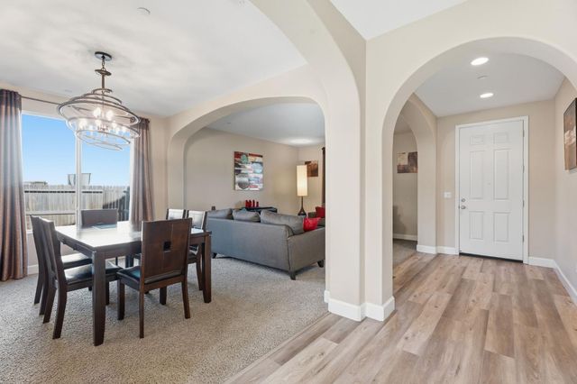 3085 N Vahe Avenue, Fresno, CA 93737