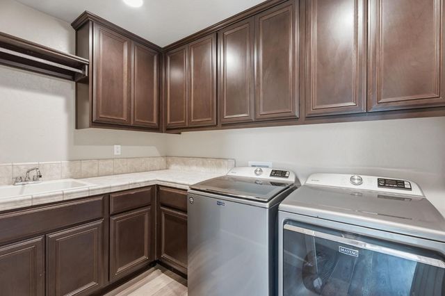 3085 N Vahe Avenue, Fresno, CA 93737