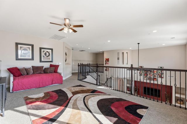 3085 N Vahe Avenue, Fresno, CA 93737