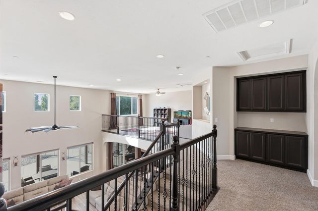 3085 N Vahe Avenue, Fresno, CA 93737
