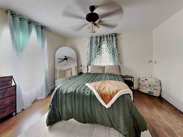 4705 Selkirk Drive, Fort Worth, TX 76109