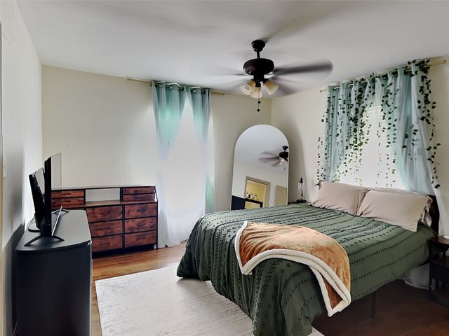 4705 Selkirk Drive, Fort Worth, TX 76109