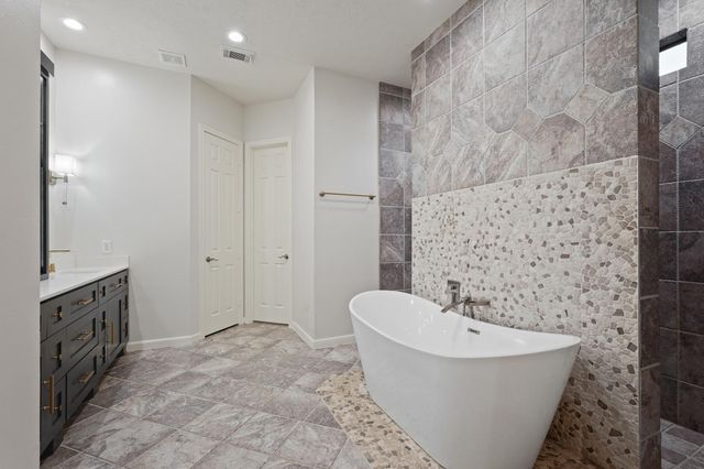 18715 Glenn Haven Estates Drive, Spring, TX 77379