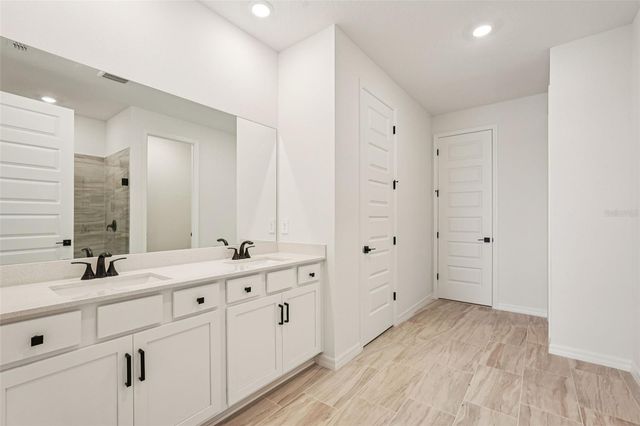 10546 ABUNDANCE GROVE WAY, Parrish, FL 34219