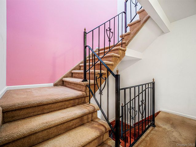 3 Magnolia Lane, Warwick, NY 10990