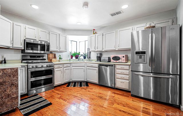 3 Magnolia Lane, Warwick, NY 10990