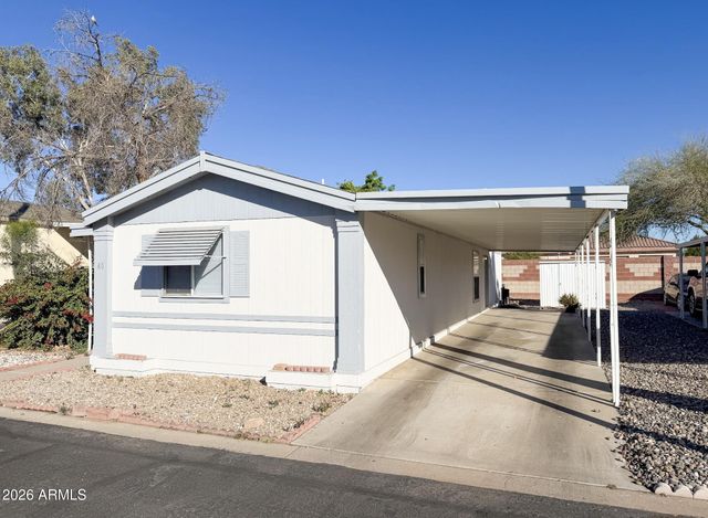 7920 W GLENDALE Avenue 40, Glendale, AZ 85303