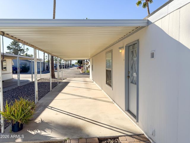 7920 W GLENDALE Avenue 40, Glendale, AZ 85303