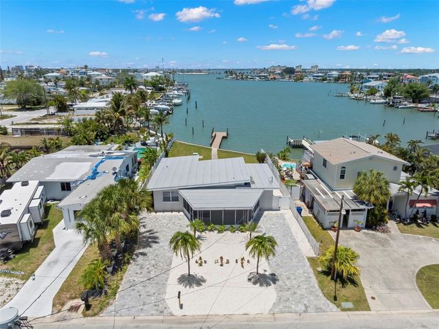 708 SUNSET COVE, Madeira Beach, FL 33708