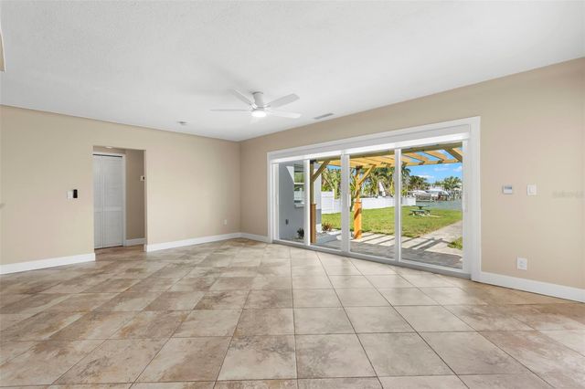 708 SUNSET COVE, Madeira Beach, FL 33708