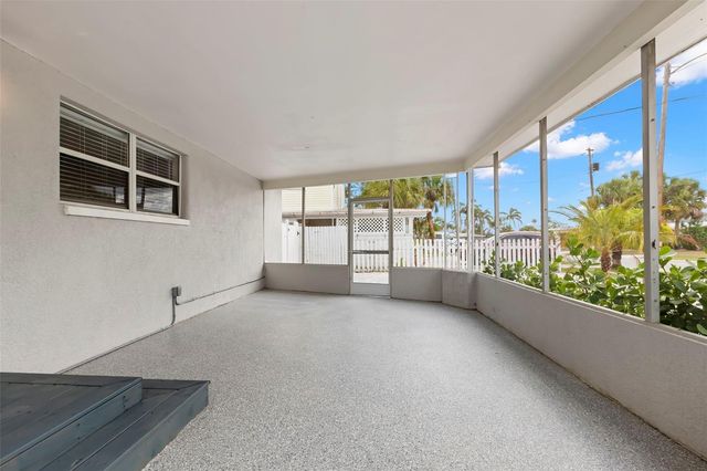 708 SUNSET COVE, Madeira Beach, FL 33708