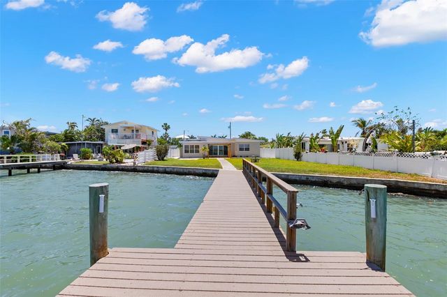 708 SUNSET COVE, Madeira Beach, FL 33708