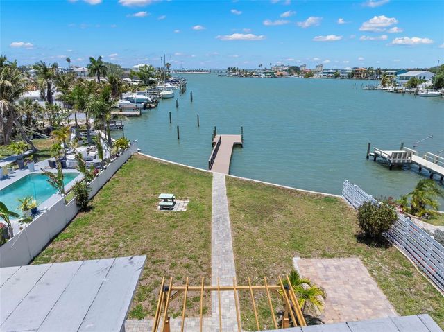708 SUNSET COVE, Madeira Beach, FL 33708