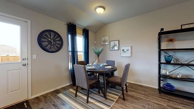 29085 E 80th Street S, Broken Arrow, OK 74014