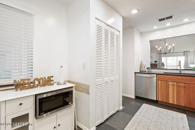 1909 S UNIVERSITY Boulevard 708, Jacksonville, FL 32216