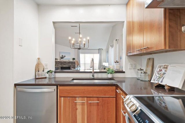 1909 S UNIVERSITY Boulevard 708, Jacksonville, FL 32216