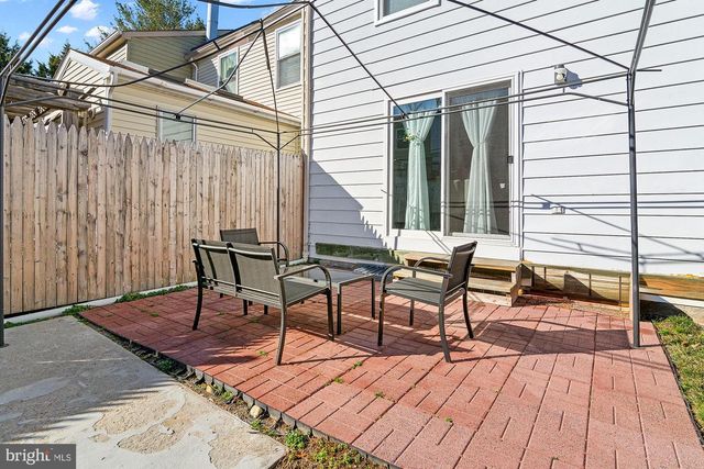 4807 SENNETT CT, Baltimore, MD 21236