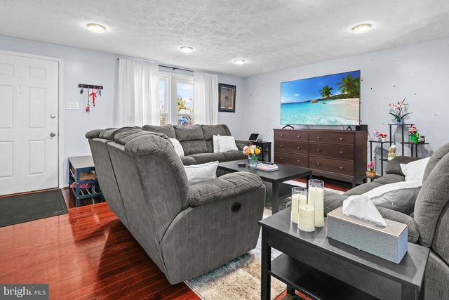 4807 SENNETT CT, Baltimore, MD 21236