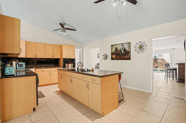 4105 SPRING WAY CIRCLE, Valrico, FL 33596