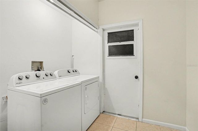 4105 SPRING WAY CIRCLE, Valrico, FL 33596