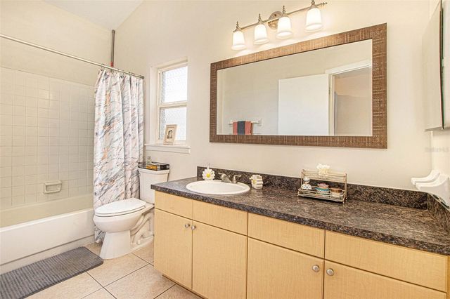 4105 SPRING WAY CIRCLE, Valrico, FL 33596