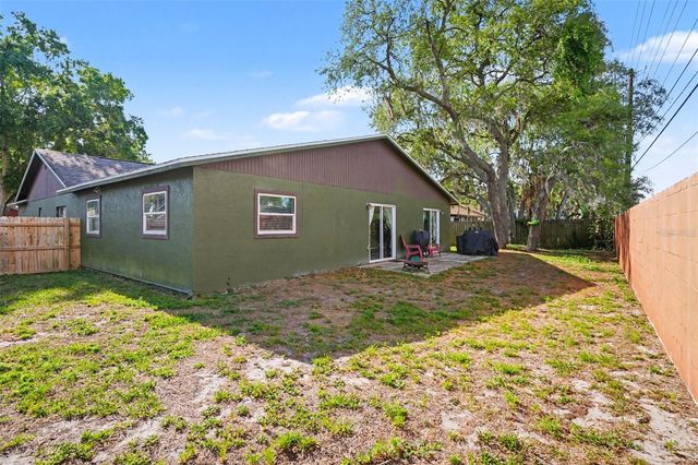 4105 SPRING WAY CIRCLE, Valrico, FL 33596