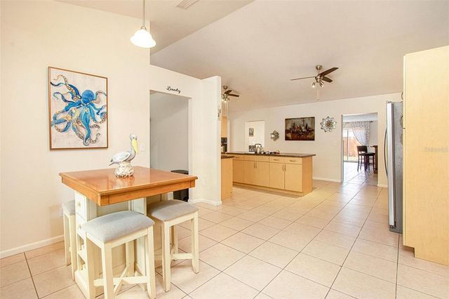 4105 SPRING WAY CIRCLE, Valrico, FL 33596