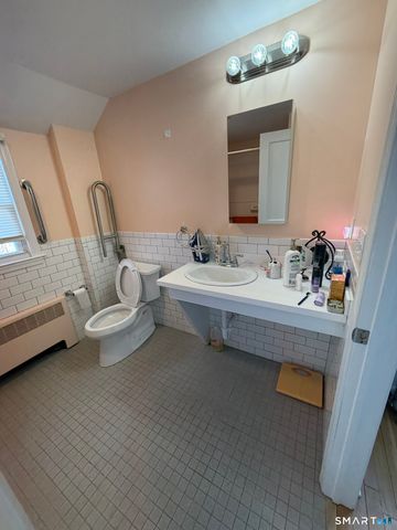 111 Franklin Avenue, Stratford, CT 06614