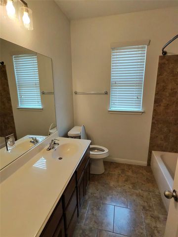 1019 Powell ST, Kyle, TX 78640