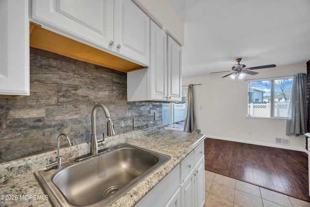 13 Quincy Circle K, Dayton, NJ 08810