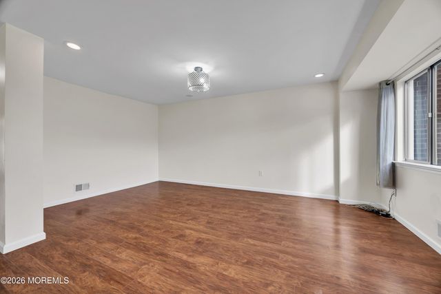 13 Quincy Circle K, Dayton, NJ 08810