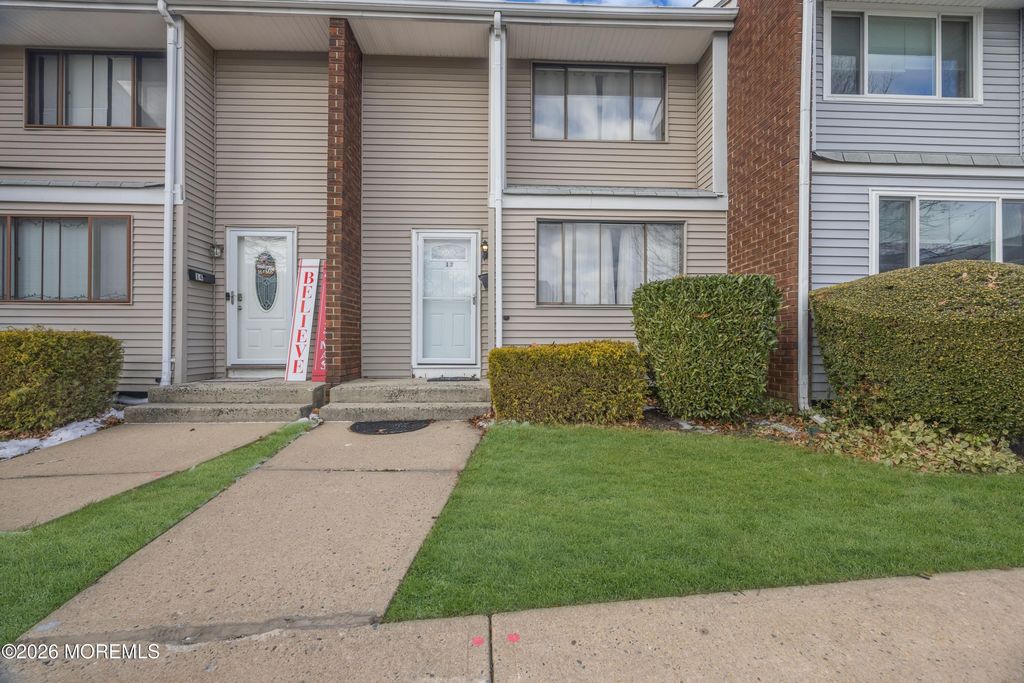 13 Quincy Circle K, Dayton, NJ 08810