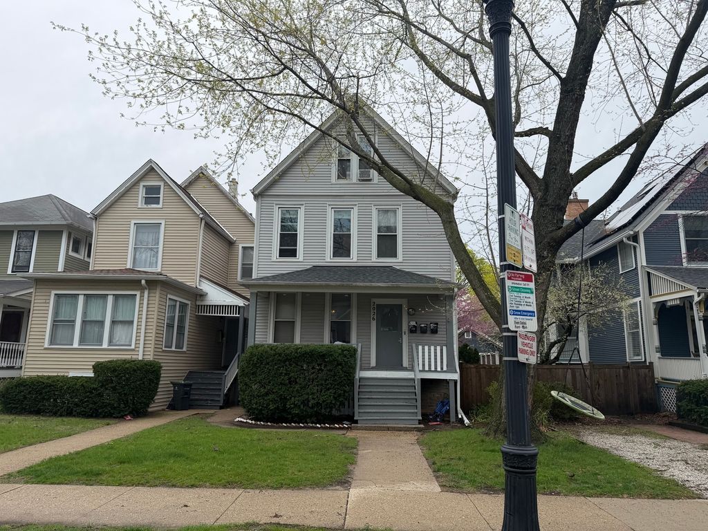 2026 Maple Avenue, Evanston, IL 60201