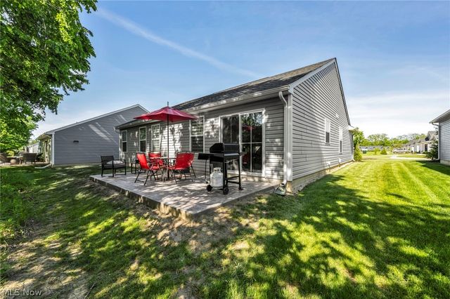 141 W Spring Drive, Elyria, OH 44035
