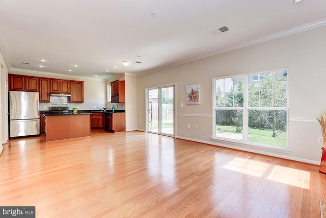 819 WESTMORE AVE, Rockville, MD 20850