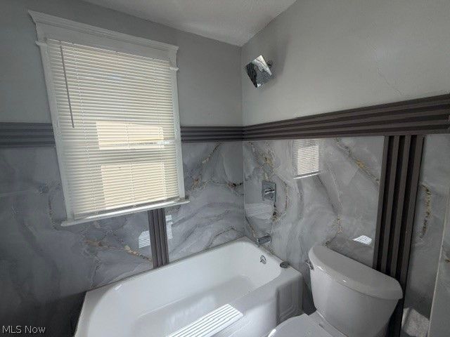10800 Crestwood Avenue, Cleveland, OH 44104