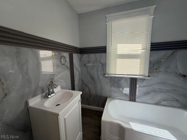 10800 Crestwood Avenue, Cleveland, OH 44104