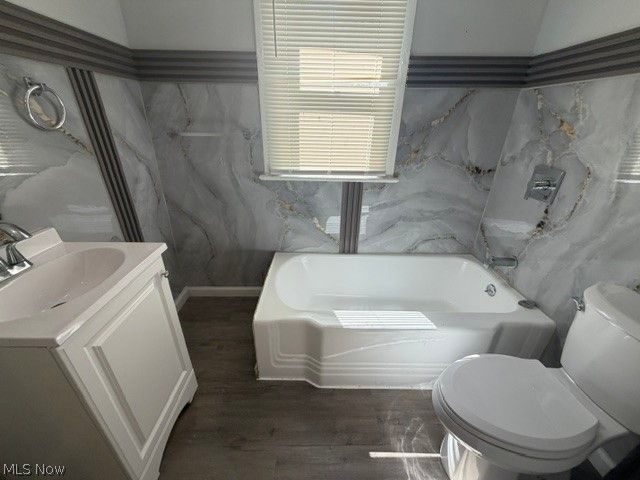 10800 Crestwood Avenue, Cleveland, OH 44104