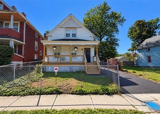 10800 Crestwood Avenue, Cleveland, OH 44104