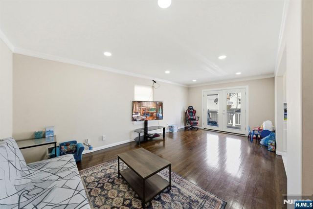 56 Lentz Avenue, Newark, NJ 07105